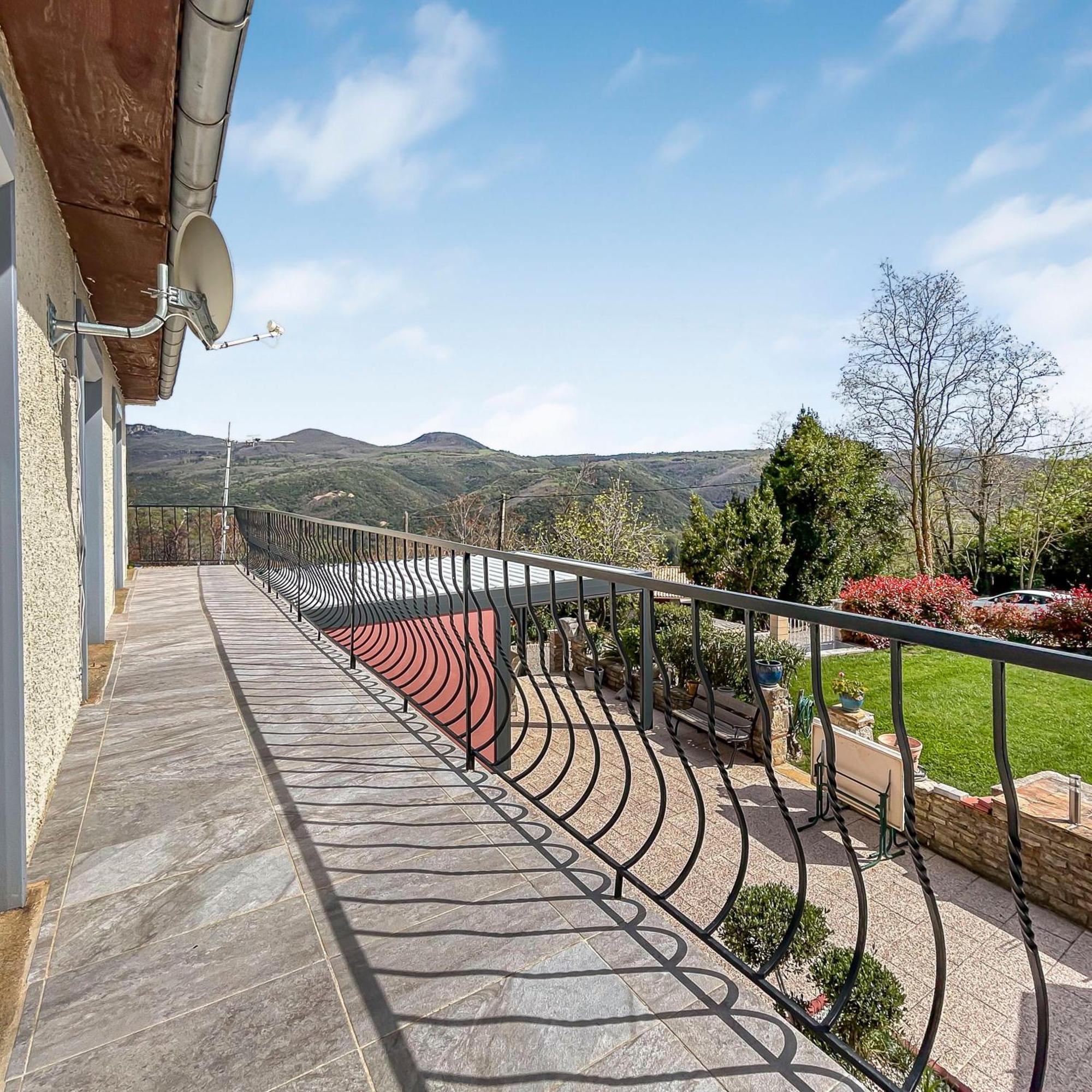 Ferienwohnung Escapade A Lodeve La Paisible Exterior foto